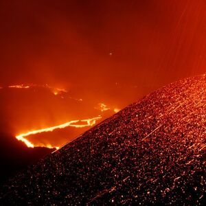 Le Cumbre Vieja en éruption.